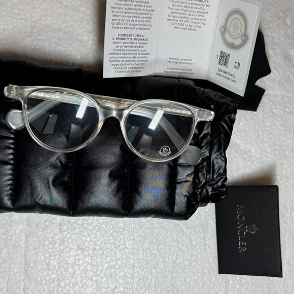 Rare Find Authentic Moncler Eyeglasses ML 5032 024 - Picture 2 of 10